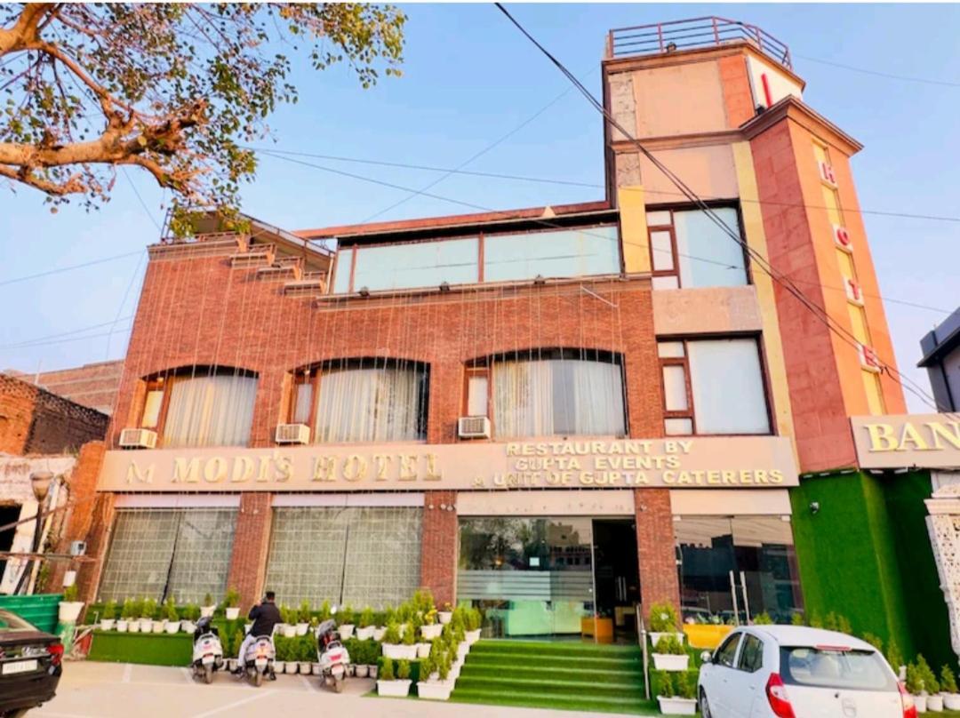 Modi Hotel & Resorts Pinjaur Exteriér fotografie