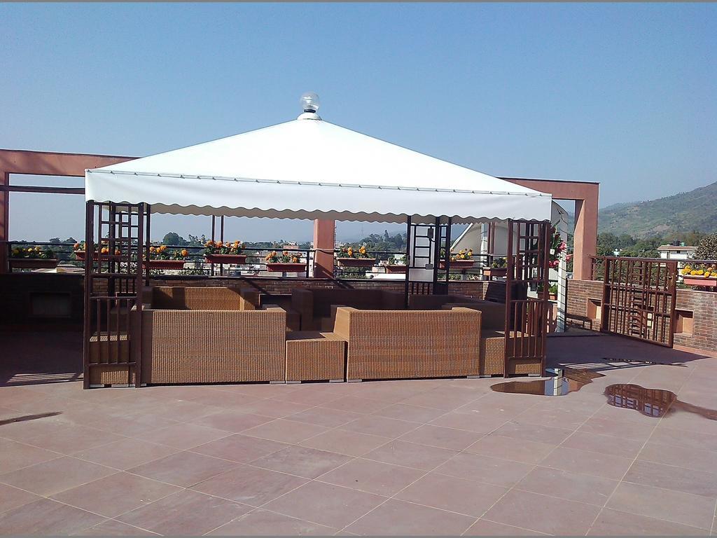 Modi Hotel & Resorts Pinjaur Exteriér fotografie